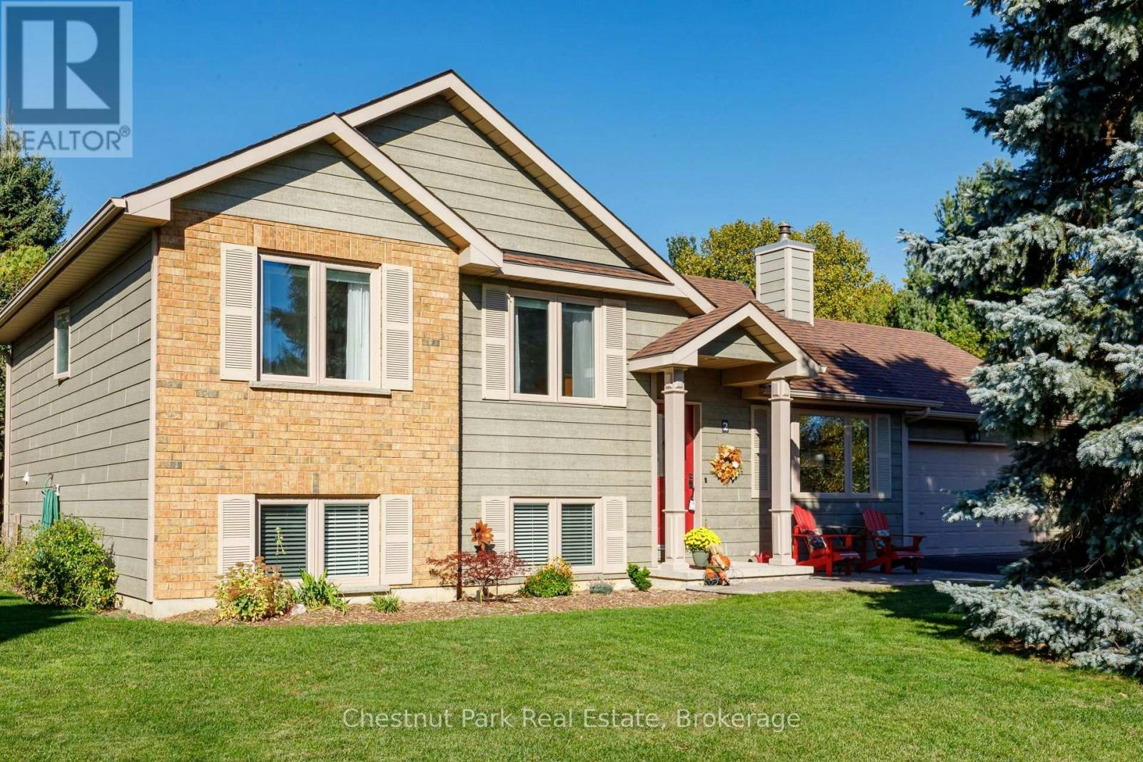 2 Wickens Lane, Blue Mountains, ON, N0H 2P0