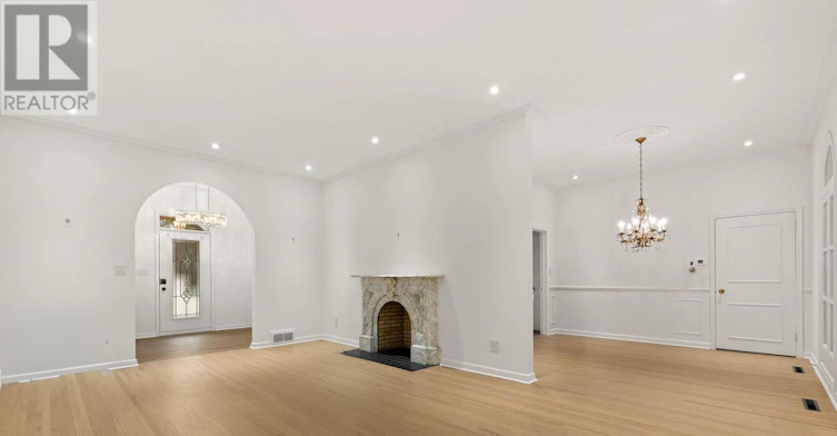 6 Gerald Street, Toronto, ON, M2L 2M5 - 5