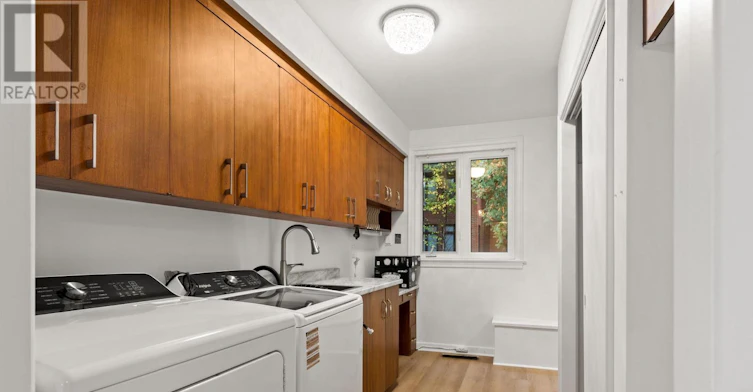 6 Gerald Street, Toronto, ON, M2L 2M5 - 9