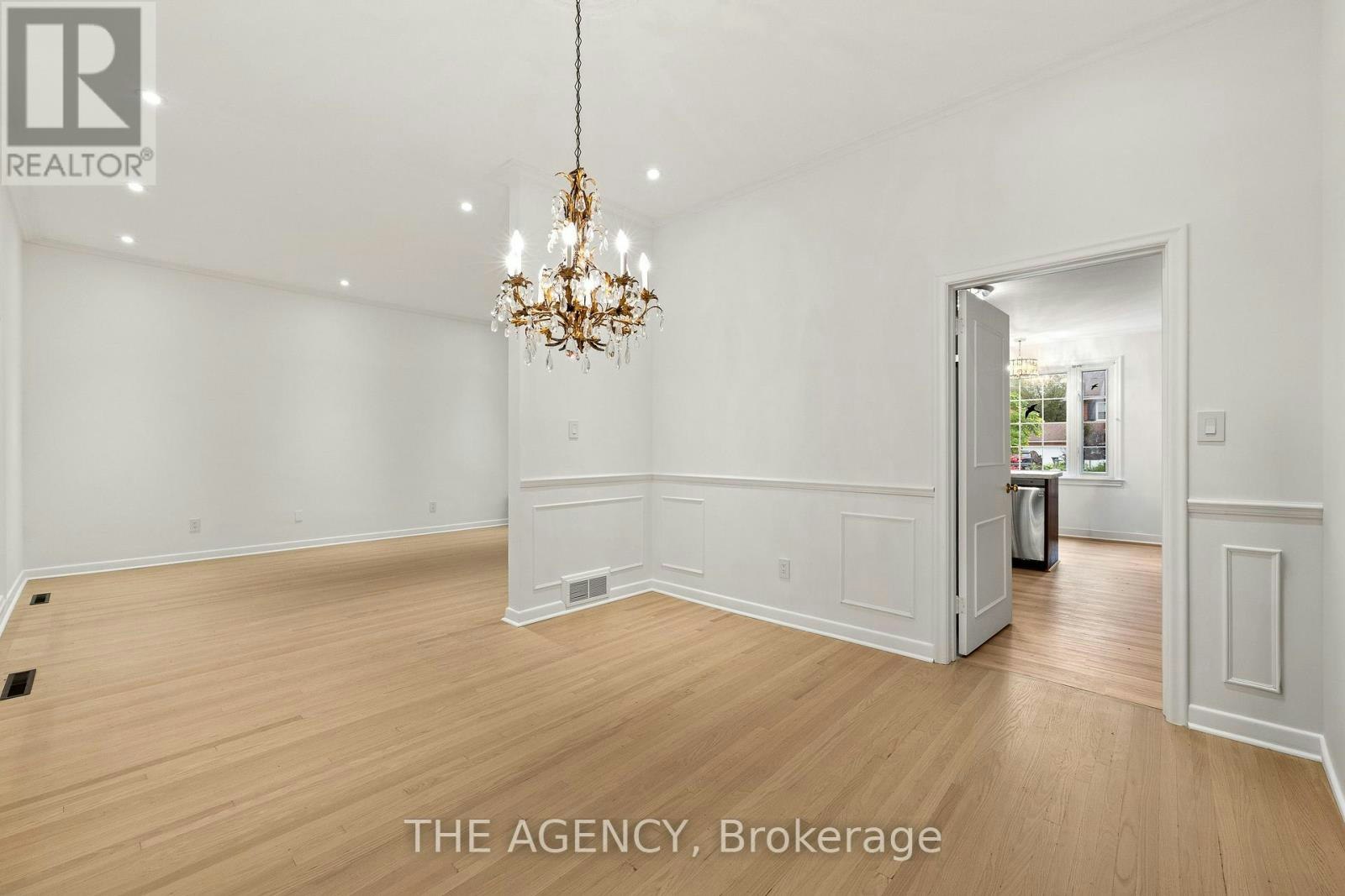 6 Gerald Street, Toronto, ON, M2L 2M5 - 6
