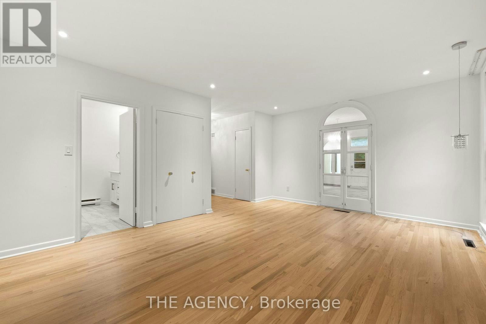 6 Gerald Street, Toronto, ON, M2L 2M5 - 24