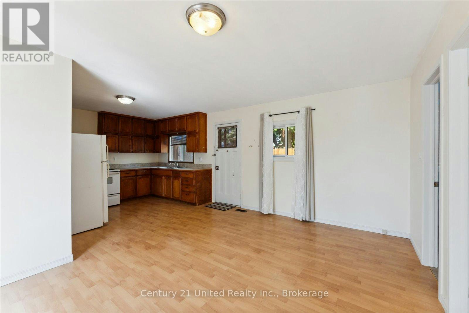 B-556 Edison Avenue, Peterborough, ON, K9J 4G5 - 6