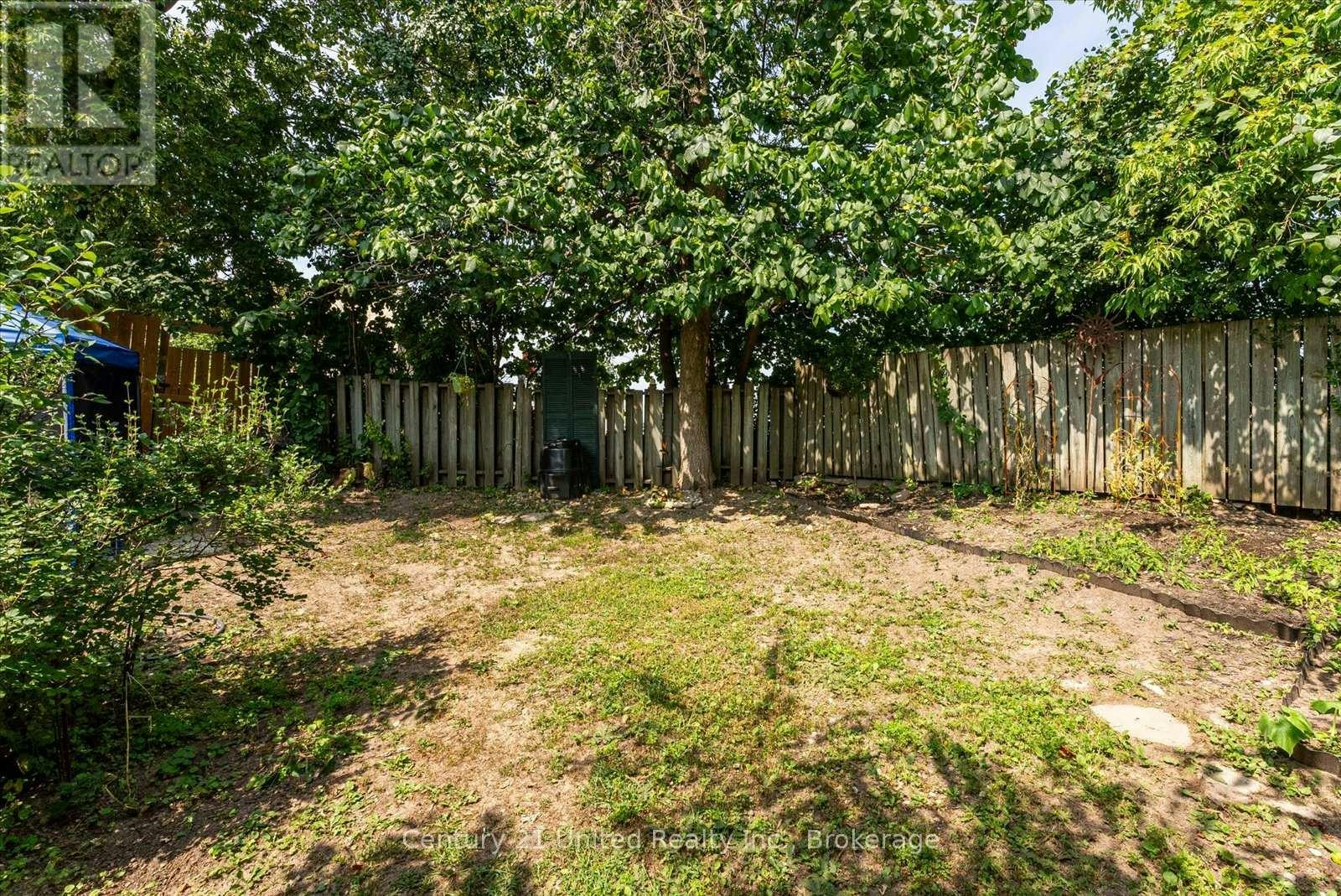 B-556 Edison Avenue, Peterborough, ON, K9J 4G5 - 24