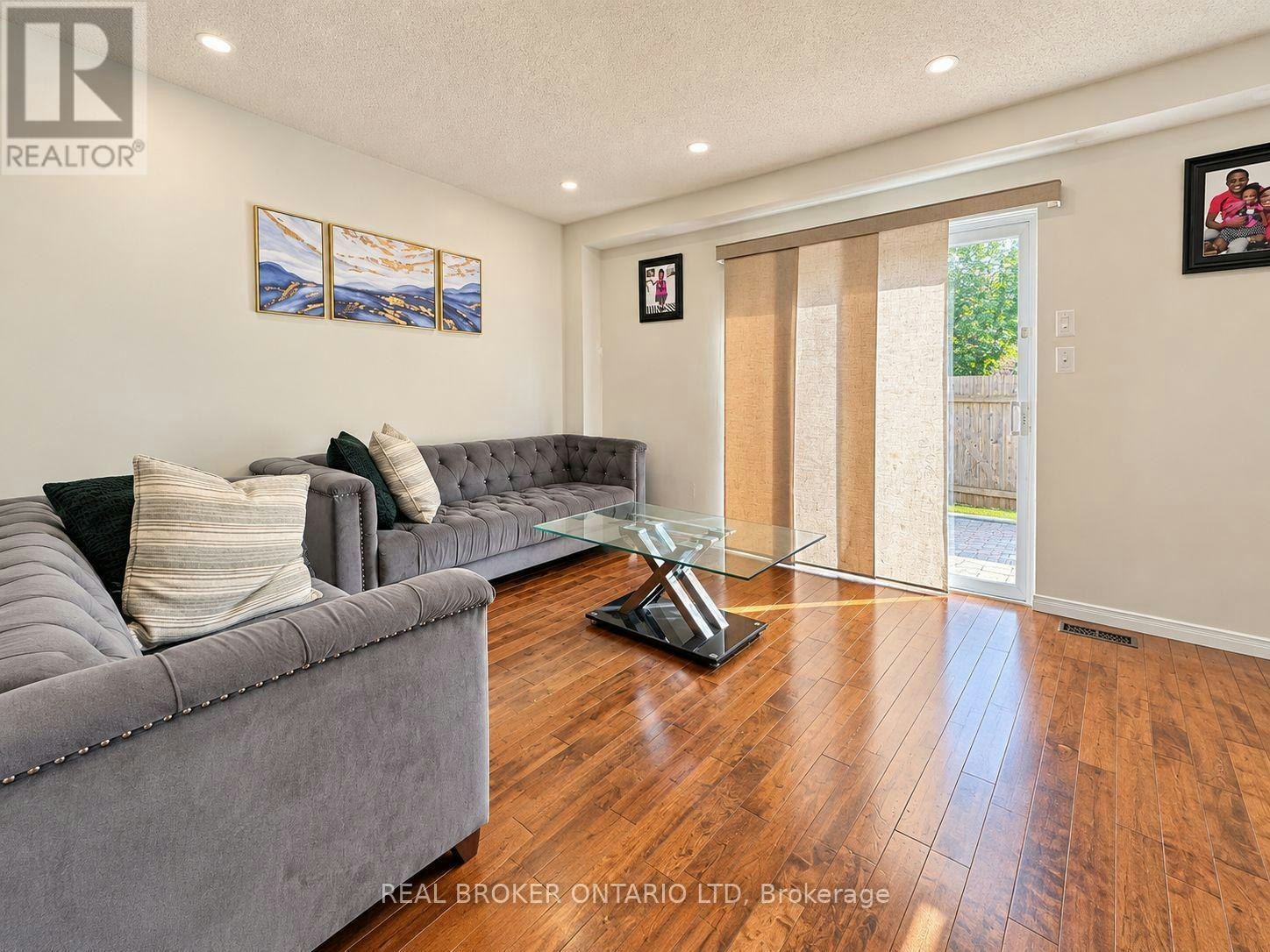 875 Southdale Road E, London, ON, N6E 1V7 - 3