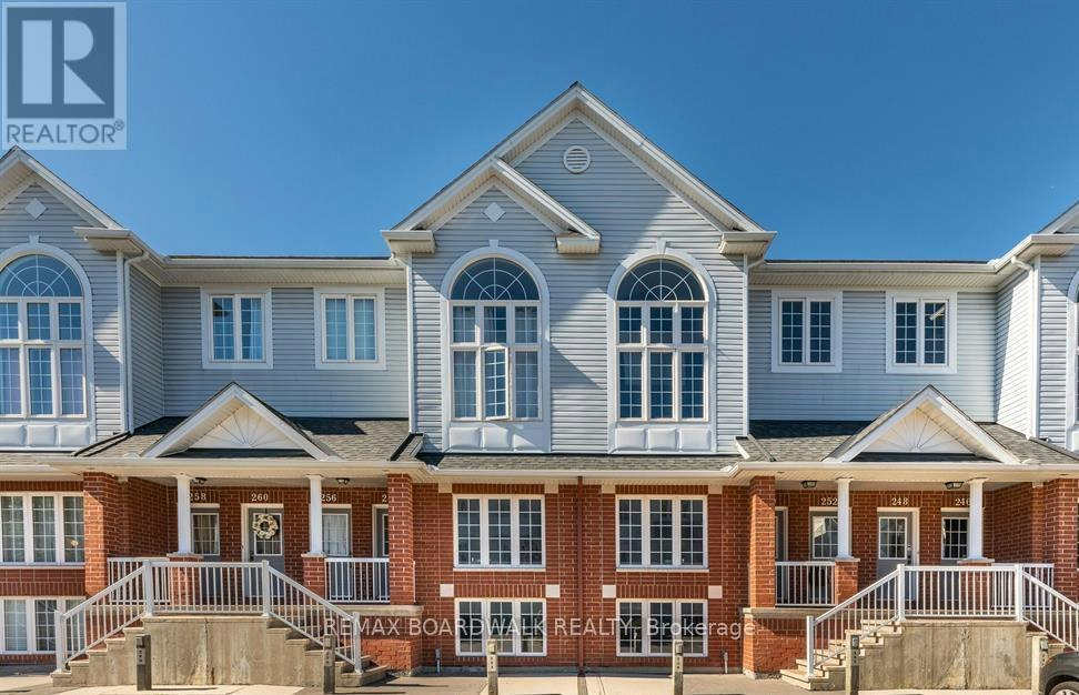 250 Gershwin Private, Ottawa, ON, K2H 1G5