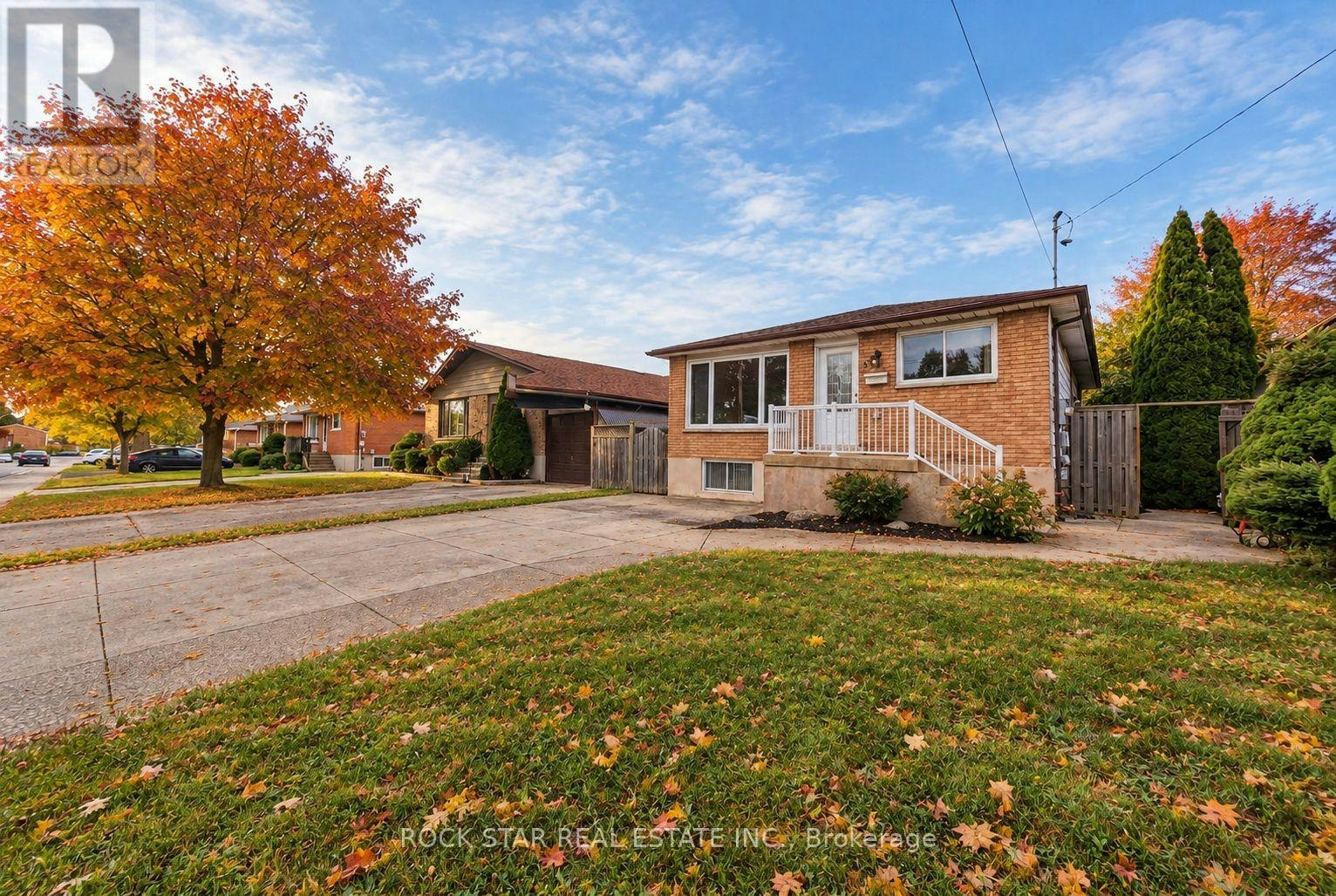 MAIN-59 Aterno Drive, Hamilton, ON, L9C 5S4
