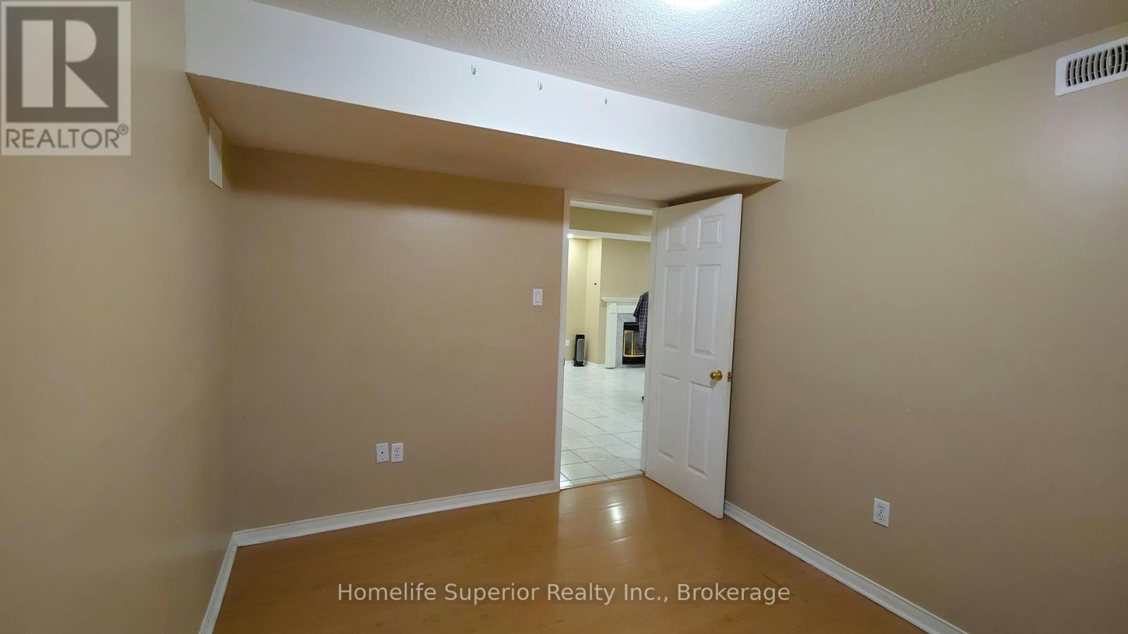 17 Summerfield Crescent, Brampton, ON, L6X 4K4 - 16