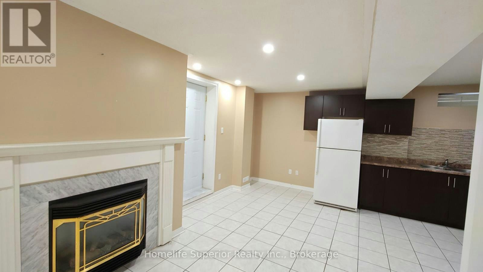 17 Summerfield Crescent, Brampton, ON, L6X 4K4 - 7