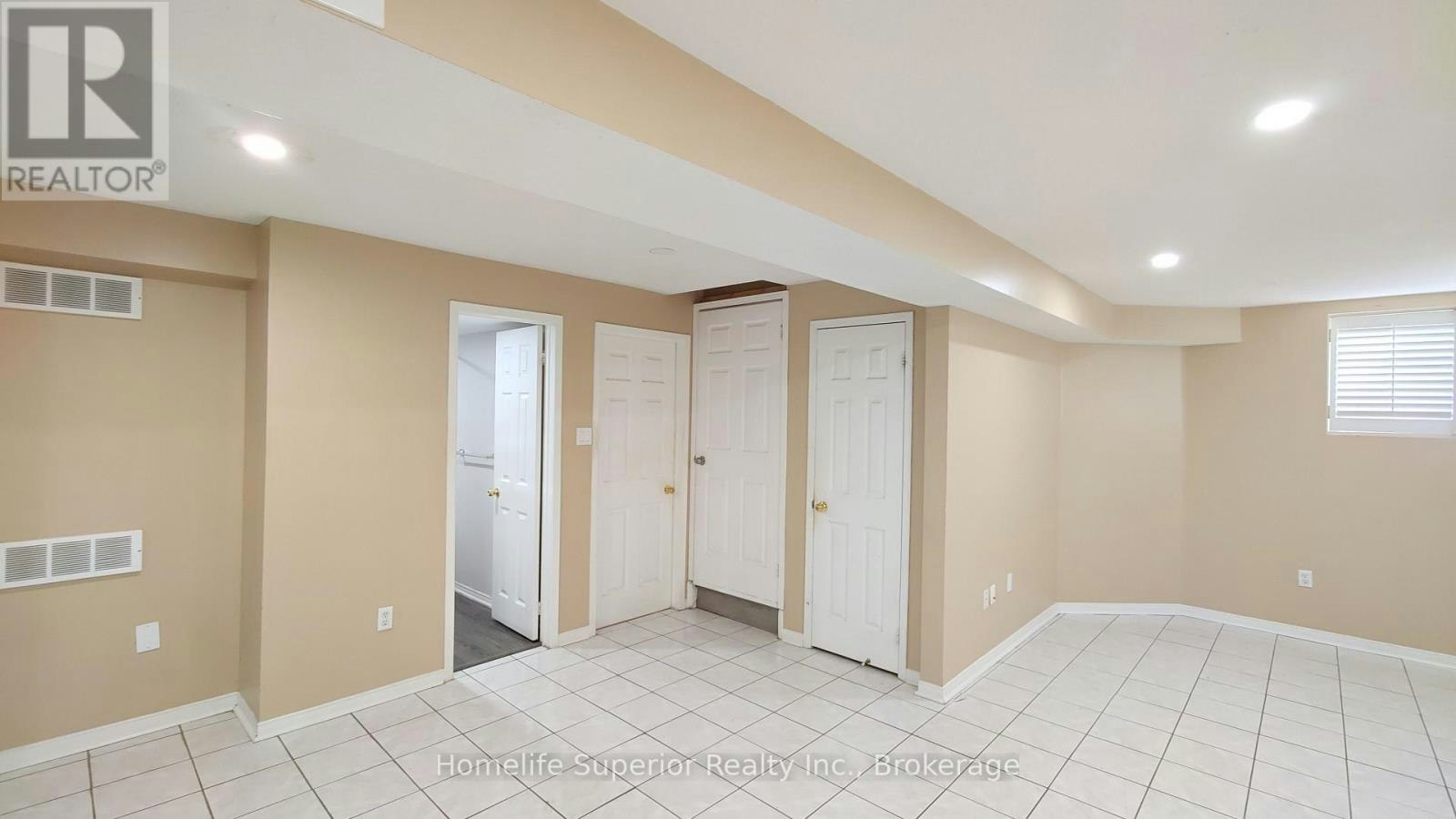 17 Summerfield Crescent, Brampton, ON, L6X 4K4 - 11