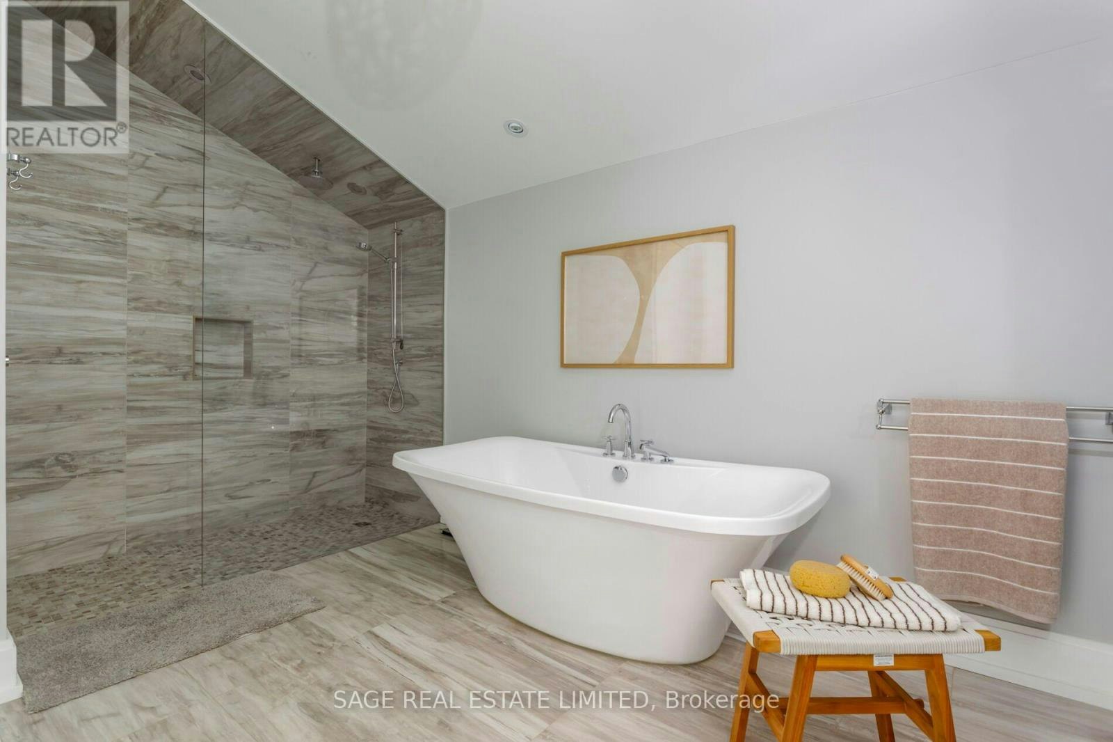 161 Banff Road, Toronto, ON, M4P 2P9 - 46