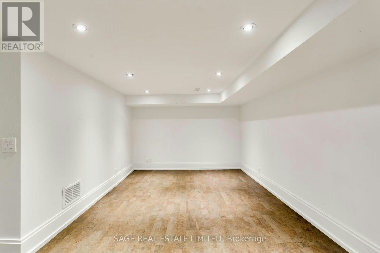 161 Banff Road, Toronto, ON, M4P 2P9 - 50