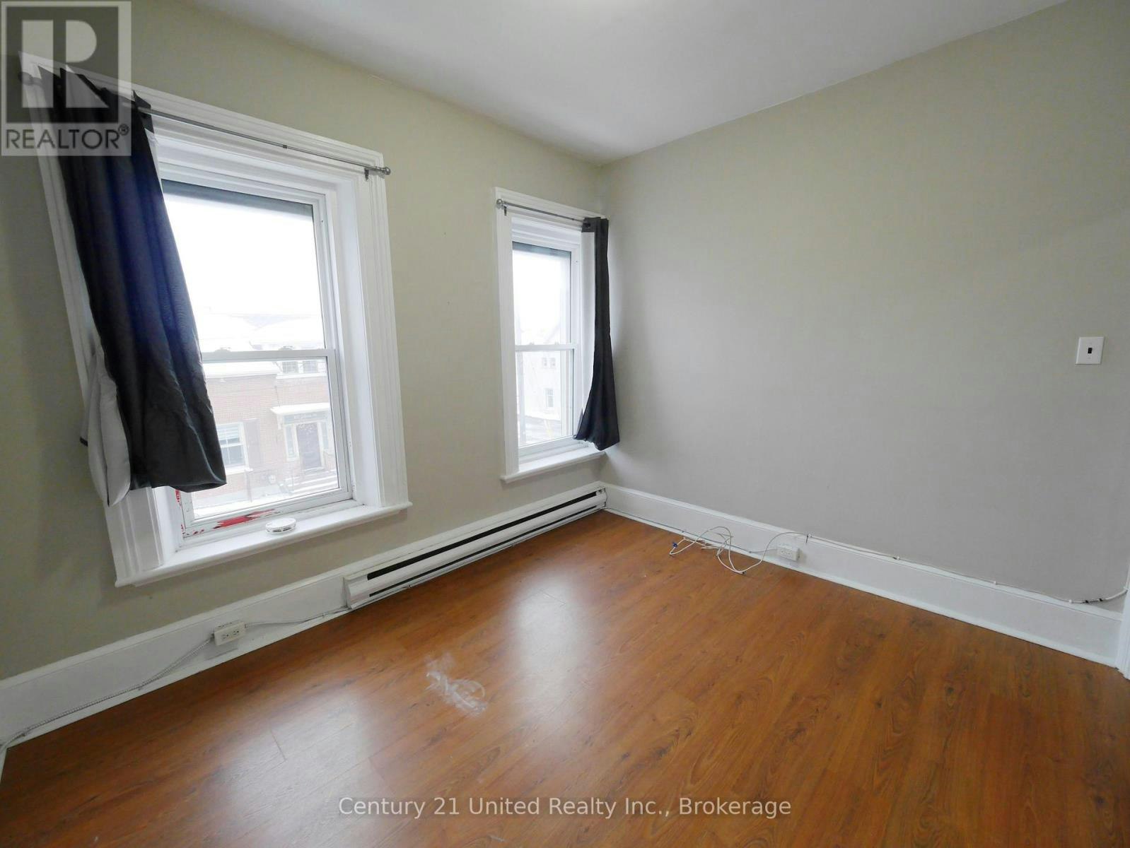 373A Queen Street, Peterborough, ON, K9H 3J7 - 7