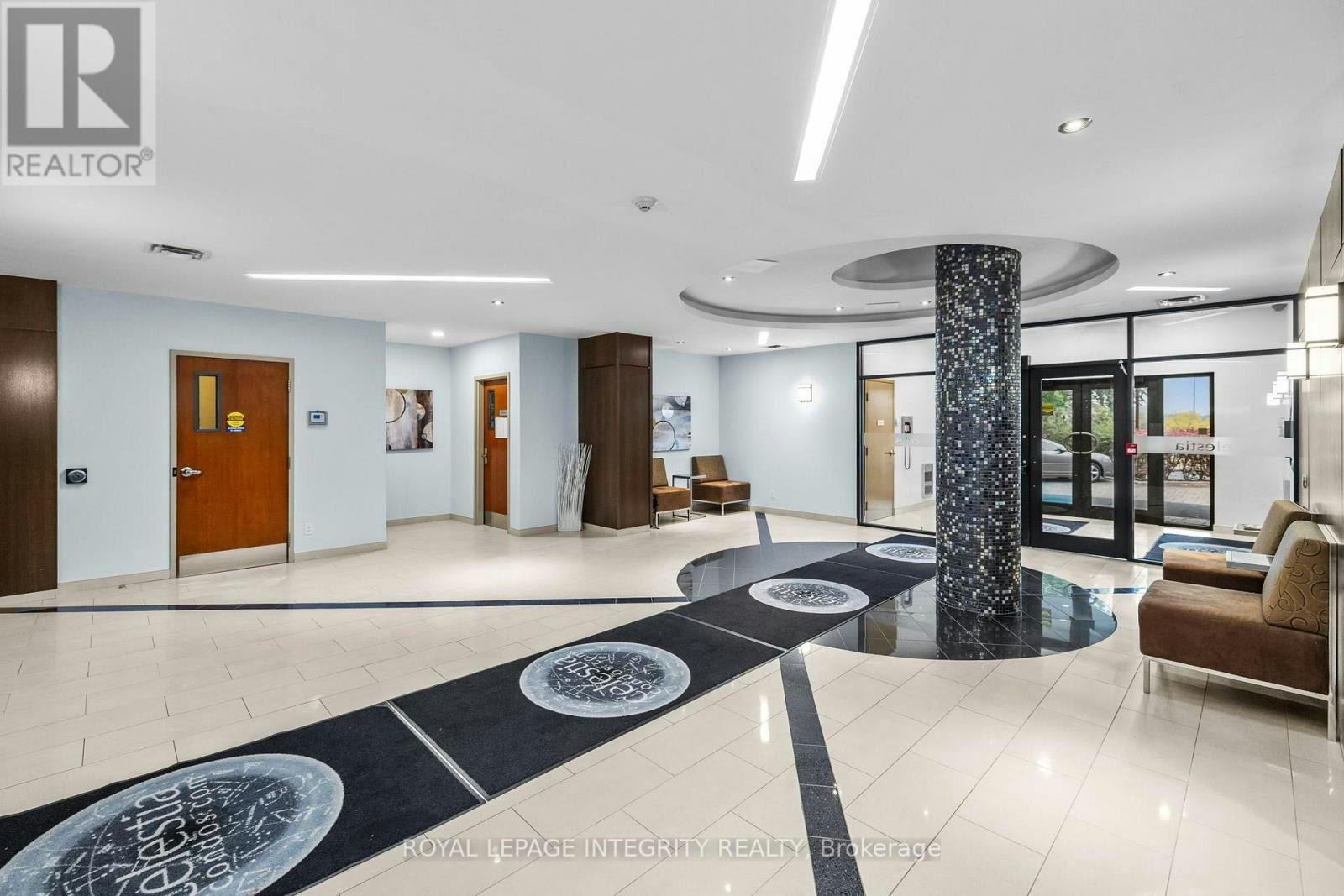 309-310 Centrum Boulevard, Ottawa, ON, K1E 0A3 - 2
