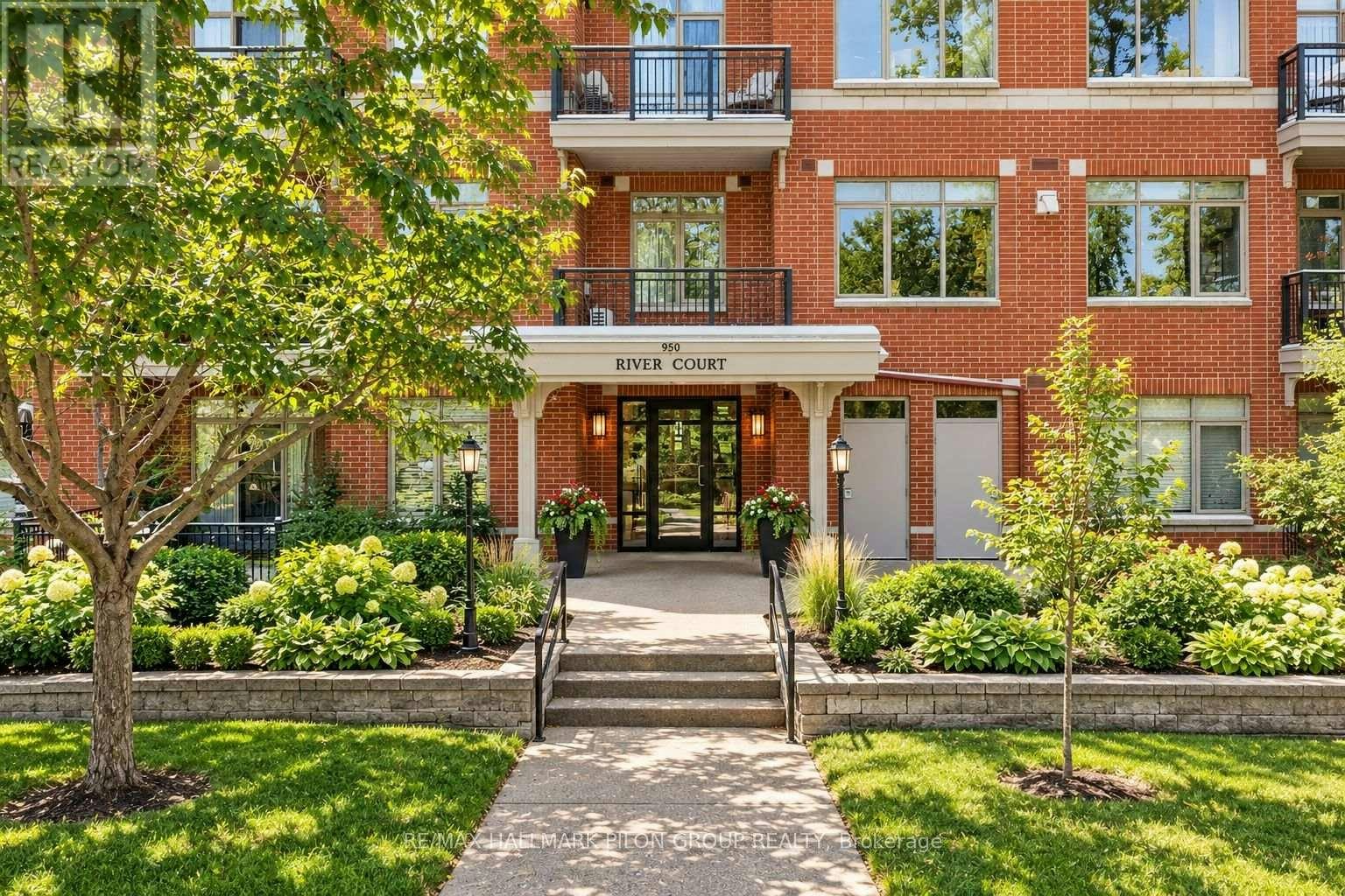 109-950 Marguerite Avenue, Ottawa, ON, K1K 3T8