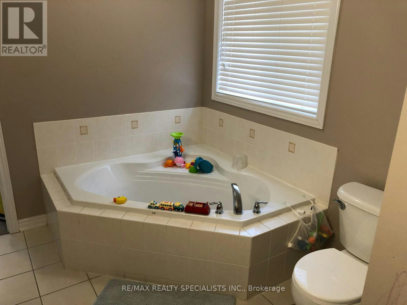 77 Calm Waters Crescent, Brampton, ON, L6V 4S2 - 10