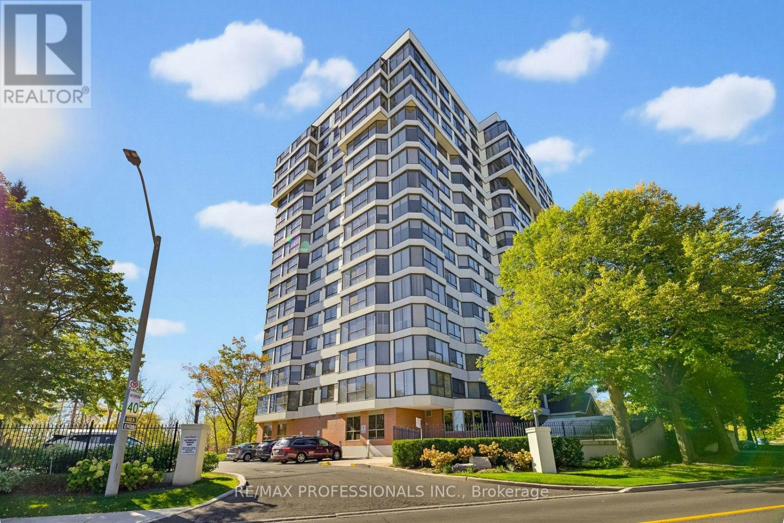 304-1271 Walden Circle, Mississauga, ON, L5J 4R4
