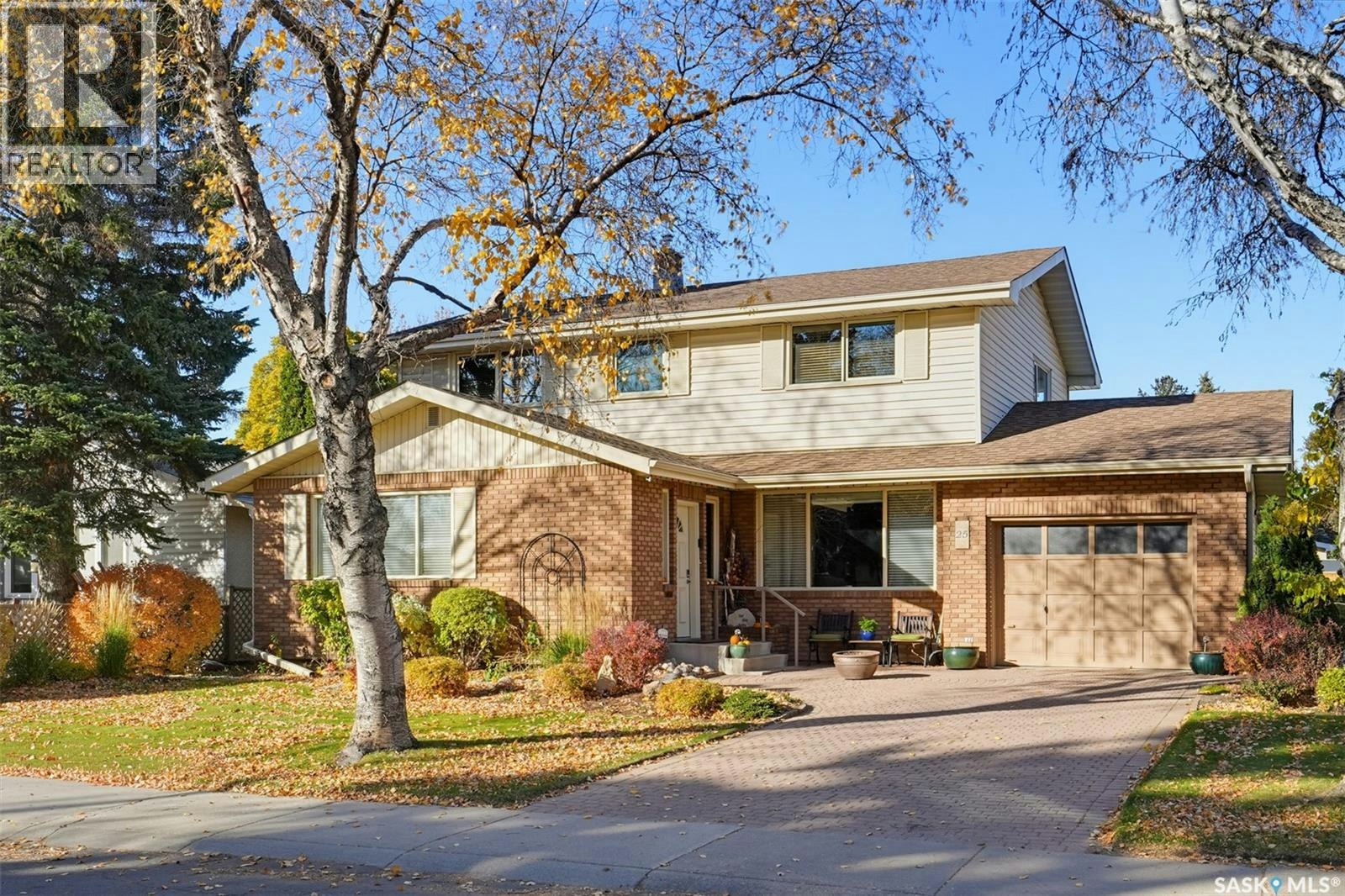 25 Yale Crescent, Saskatoon, SK, S7H 3P6