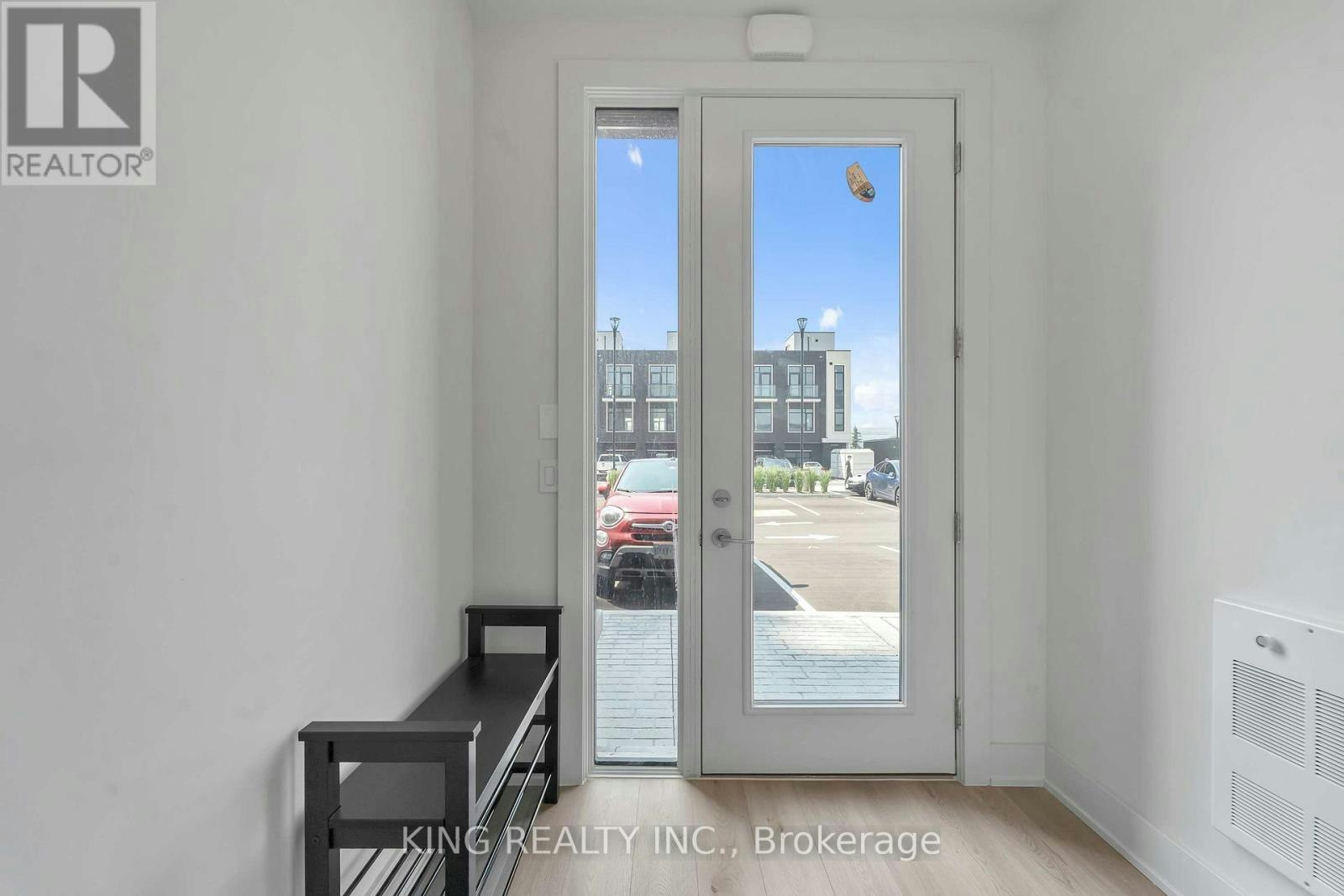 34 Andres Common, Grimsby, ON, L3M 0J2 - 3