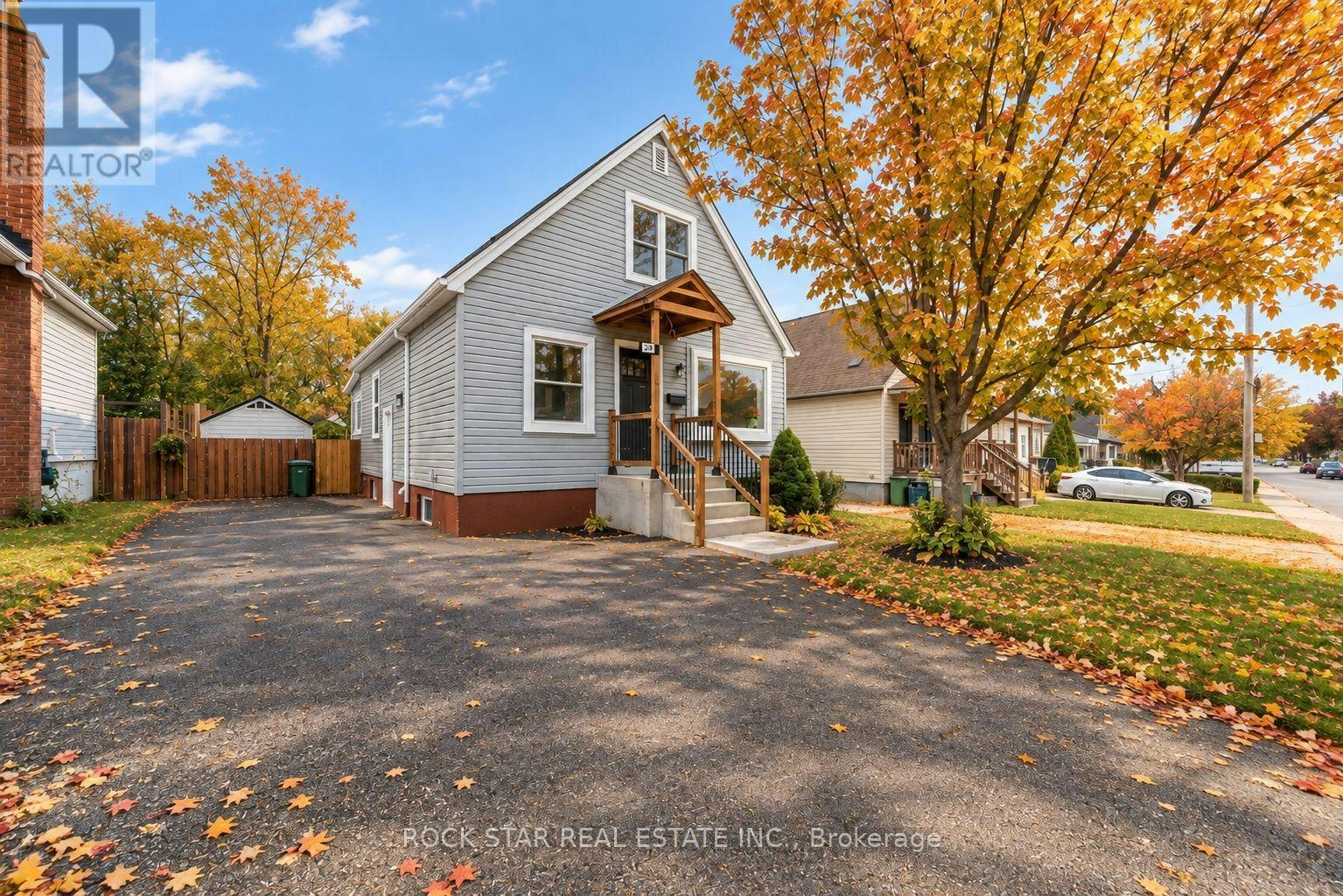 294 28th Street EAST, Hamilton, ON, L8V 3J3