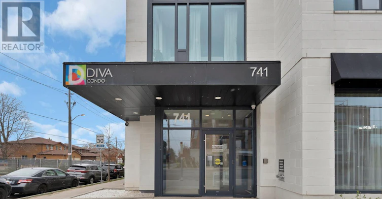 706-741 Sheppard Avenue W, Toronto, ON, M3H 0C9 - 2