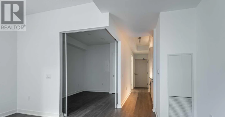 801-115 Blue Jays Way, Toronto, ON, M5V 0N4 - 3
