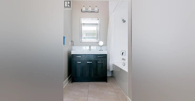 1005-150 Main Street W, Hamilton, ON, L8P 1H8 - 32