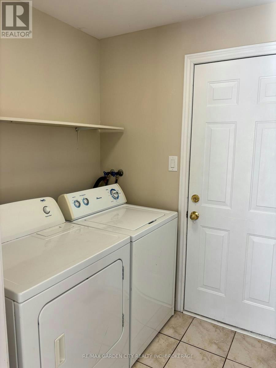 100 Young Crescent, Niagara-on-the-Lake, ON, L0S 1J0 - 13