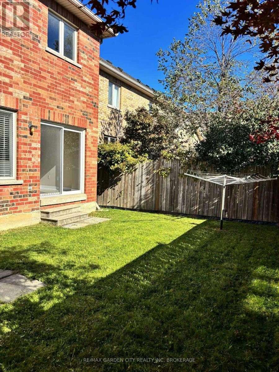 100 Young Crescent, Niagara-on-the-Lake, ON, L0S 1J0 - 34