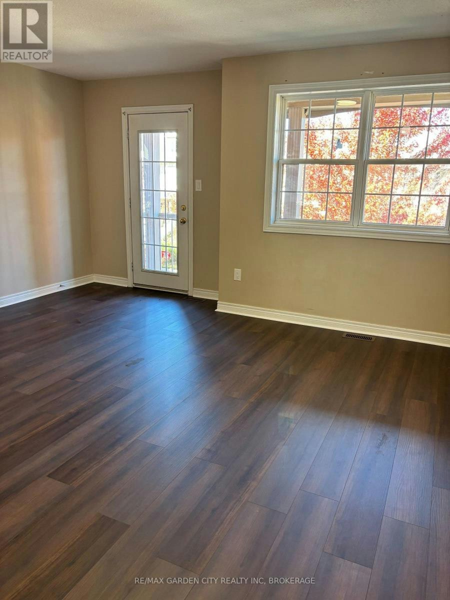 100 Young Crescent, Niagara-on-the-Lake, ON, L0S 1J0 - 28