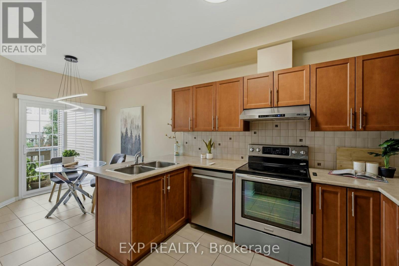 118 Laramie Crescent, Ottawa, ON, K2J 5Z8 - 14