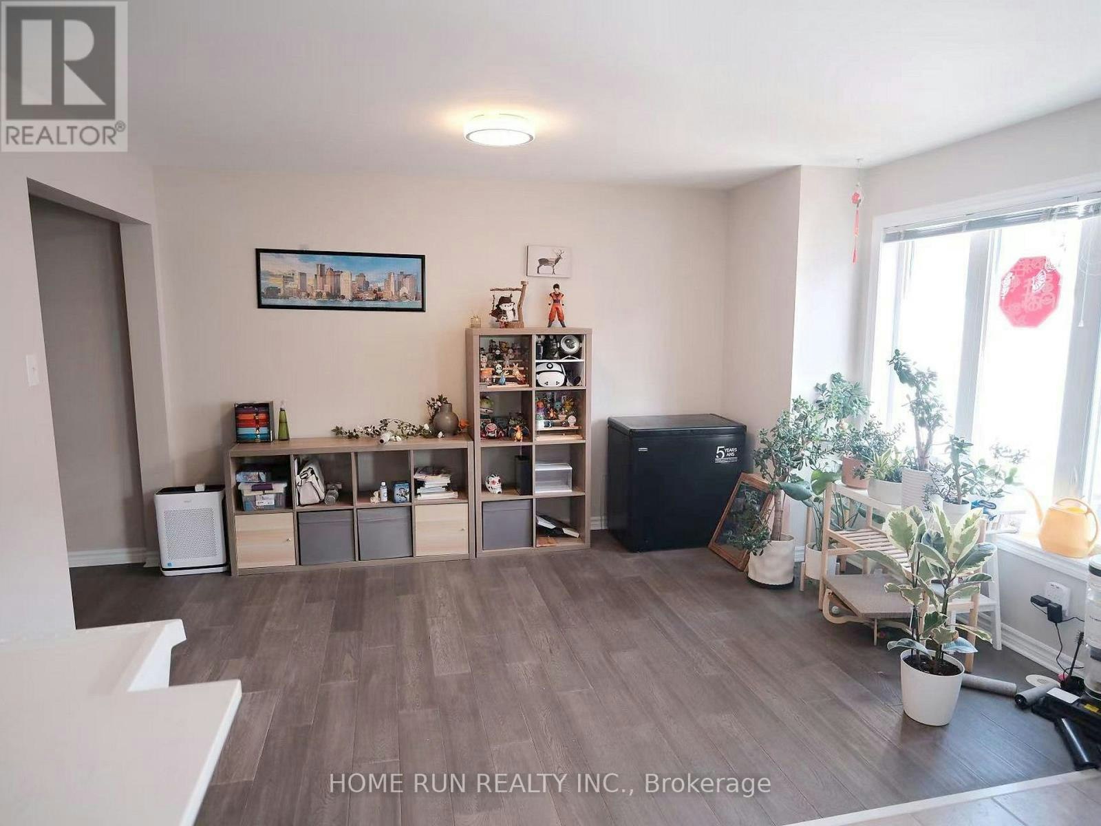 1752 Maple Grove Road, Ottawa, ON, K2S 0E4 - 6