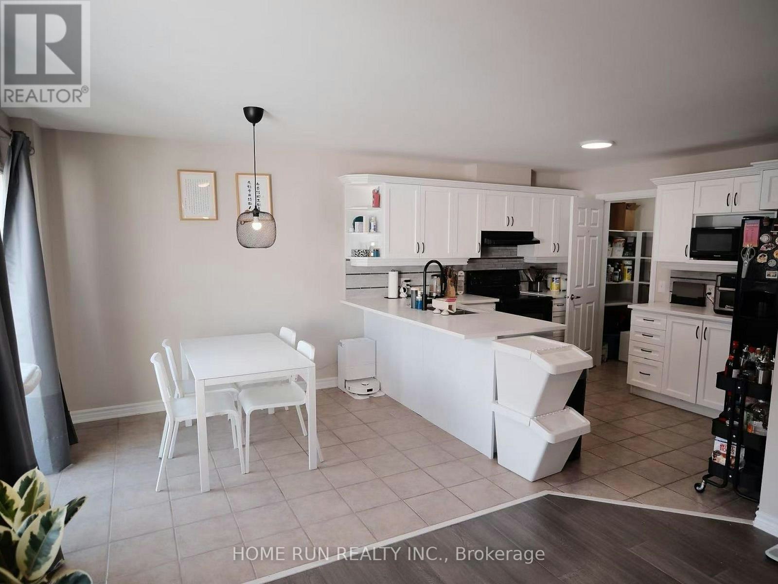 1752 Maple Grove Road, Ottawa, ON, K2S 0E4 - 7