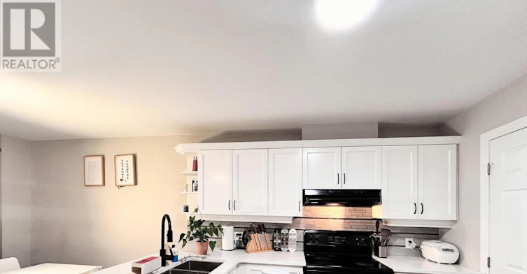 1752 Maple Grove Road, Ottawa, ON, K2S 0E4 - 9
