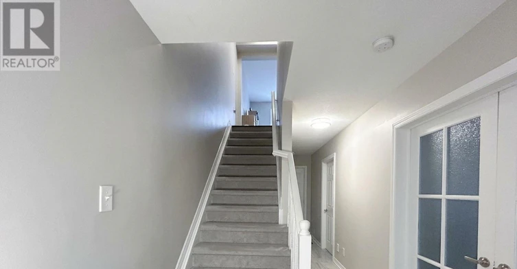 1752 Maple Grove Road, Ottawa, ON, K2S 0E4 - 5