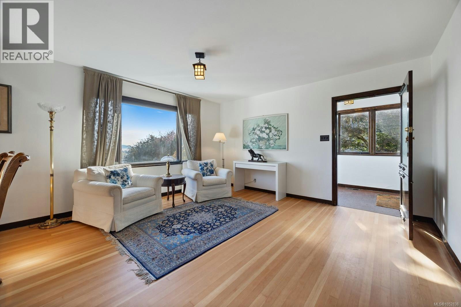 5904 Old East Road - 5