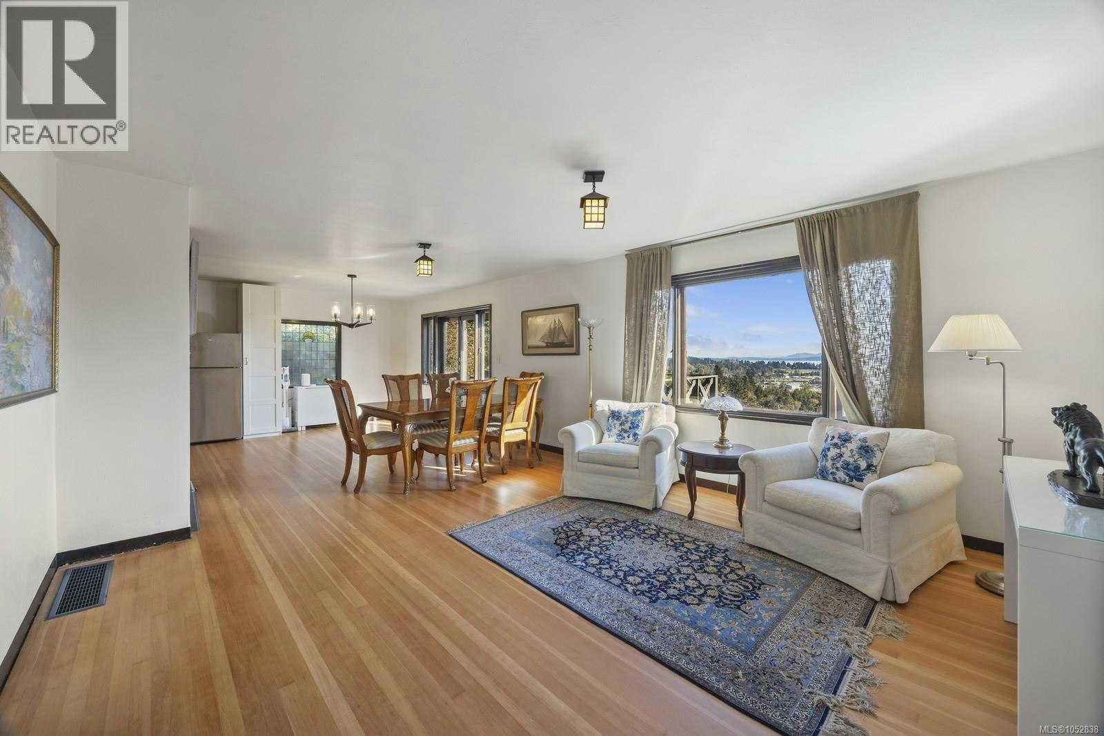 5904 Old East Road - 3