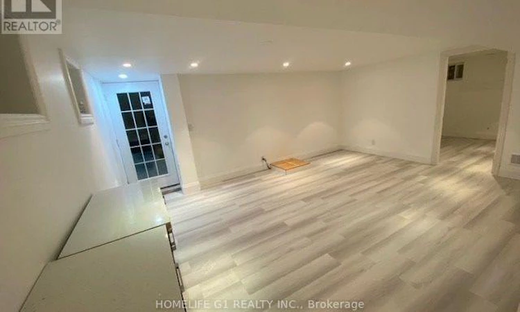 17 Crescent Hill