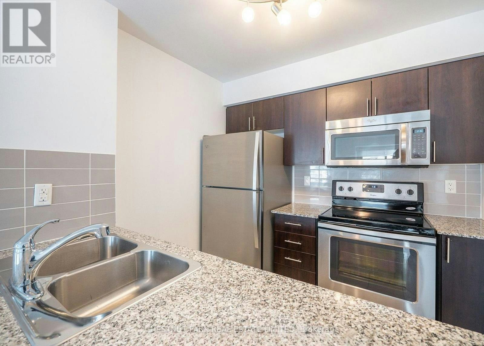 910-1410 Dupont Street, Toronto, ON, M6H 0B6 - 15