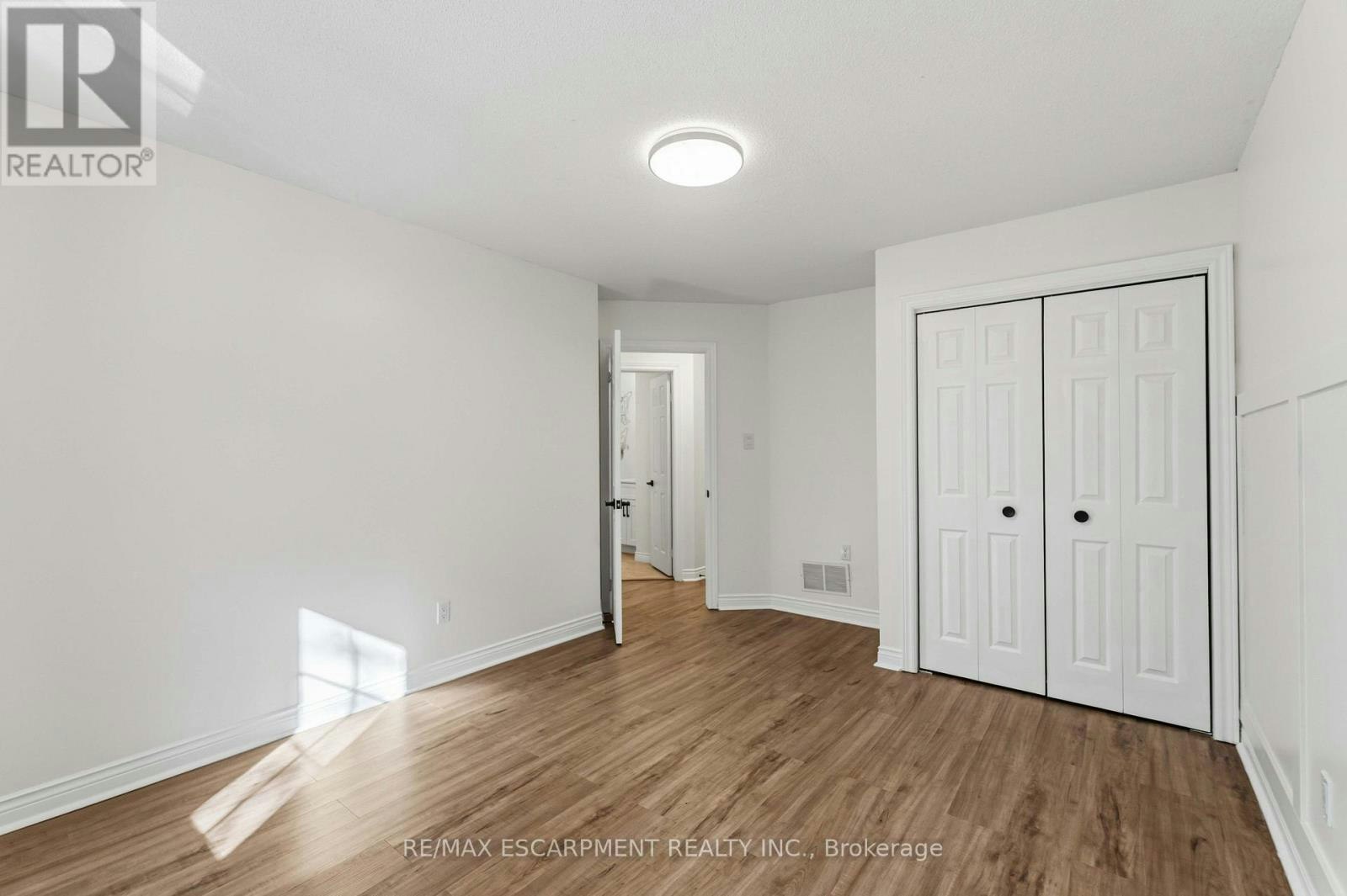 10-320 Hamilton Drive, Hamilton, ON, L9G 4W6 - 20