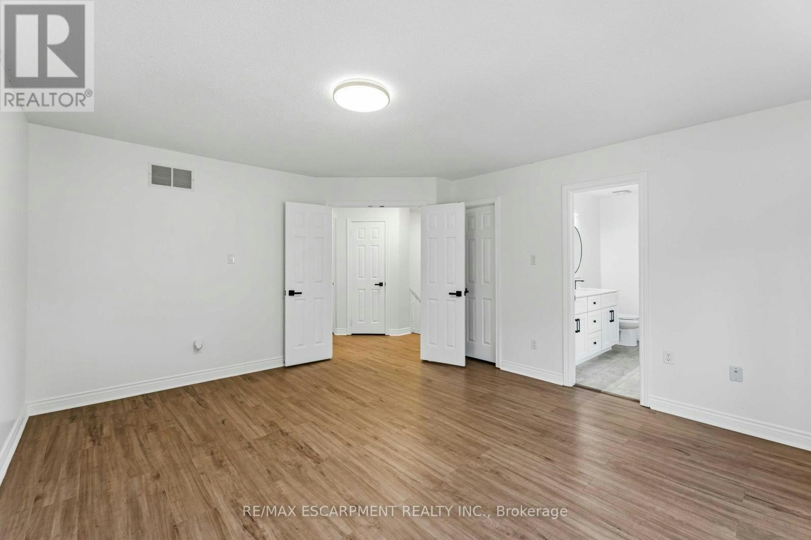 10-320 Hamilton Drive, Hamilton, ON, L9G 4W6 - 15
