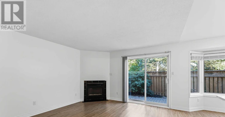 10-320 Hamilton Drive, Hamilton, ON, L9G 4W6 - 10