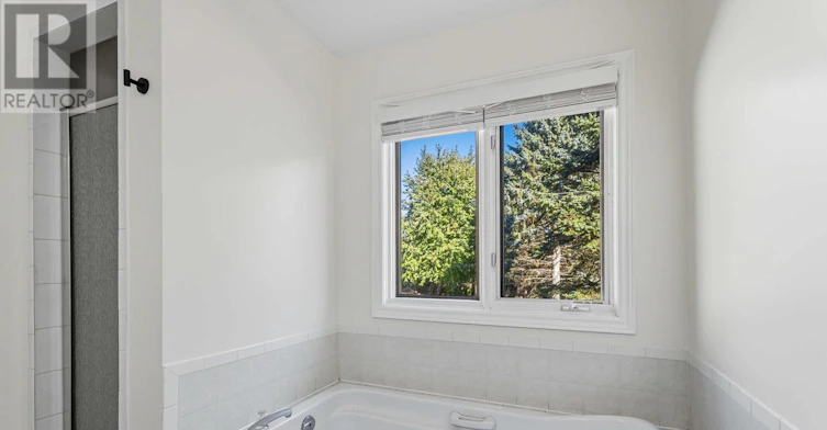 10-320 Hamilton Drive, Hamilton, ON, L9G 4W6 - 17