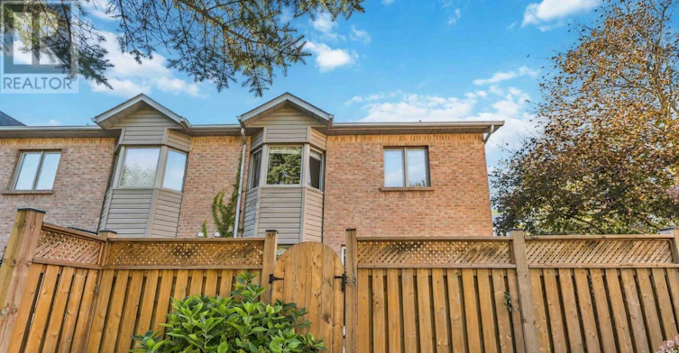 10-320 Hamilton Drive, Hamilton, ON, L9G 4W6 - 26