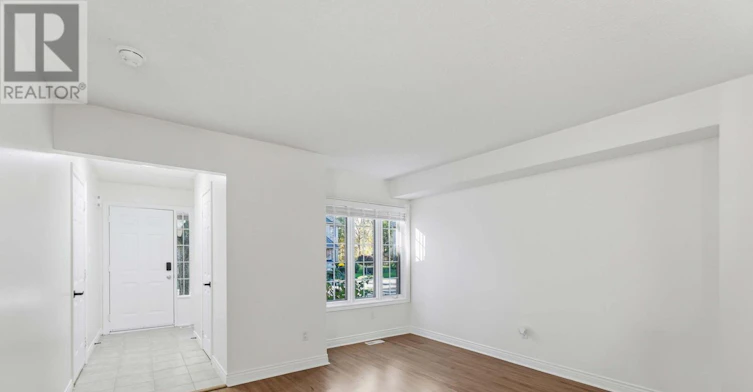 10-320 Hamilton Drive, Hamilton, ON, L9G 4W6 - 4