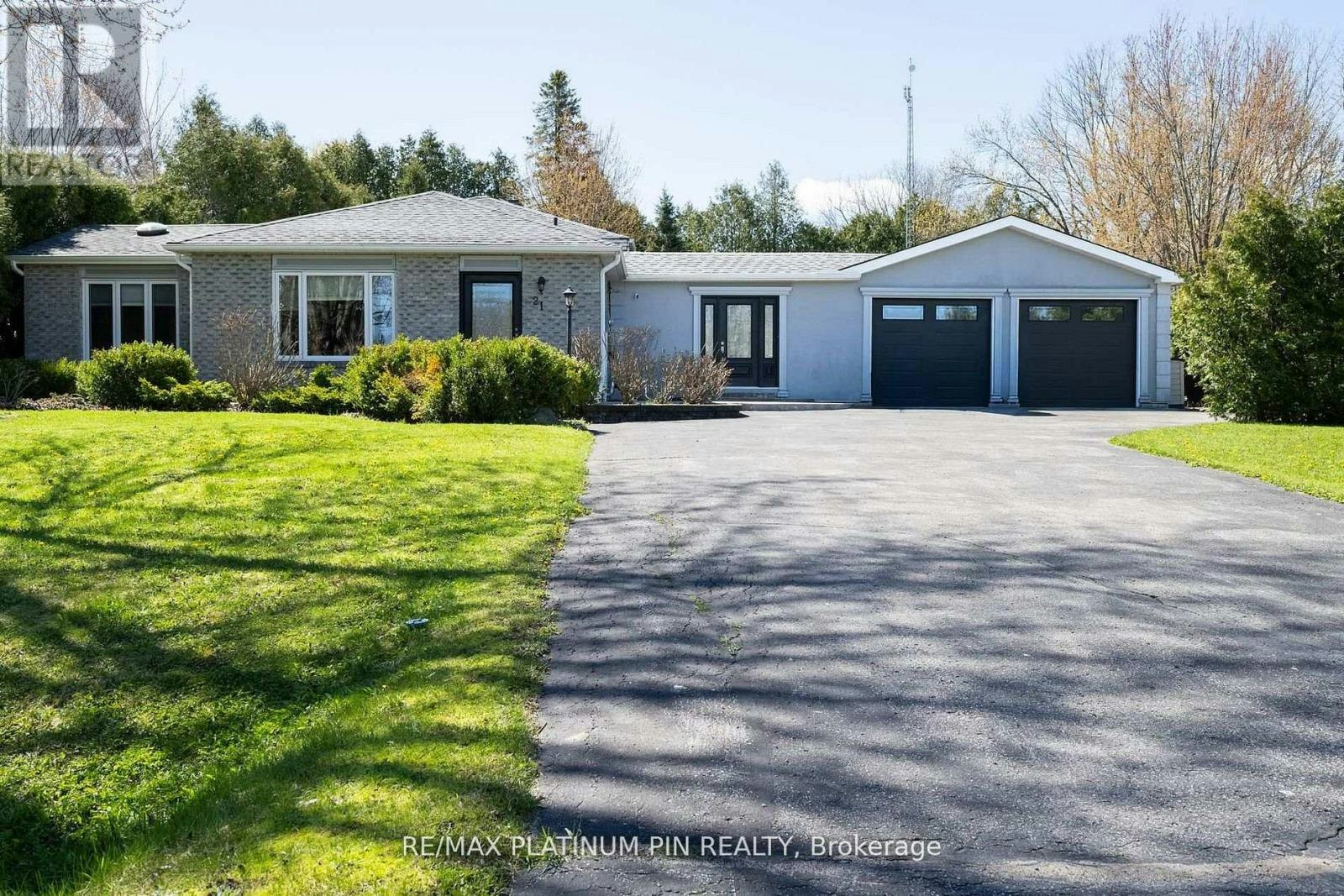 21 Longfield Drive, Kawartha Lakes, ON, L0A 1A0