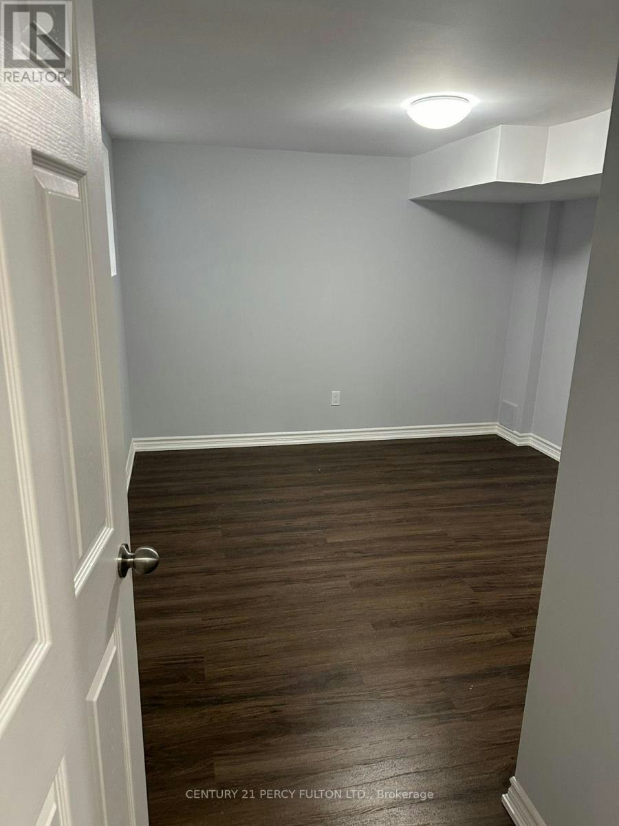 BSMT-897A Voyager Avenue, Pickering, ON, L1V 7G2 - 5