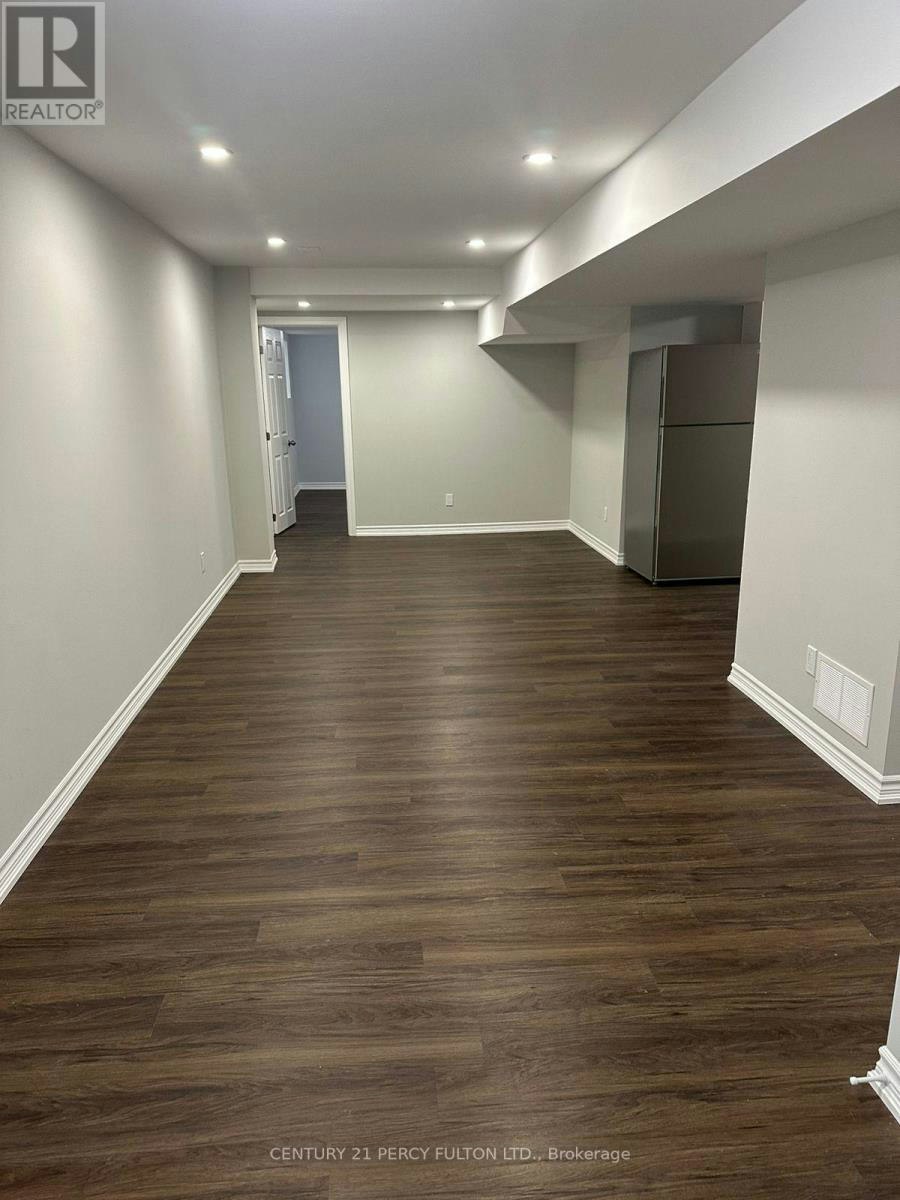 BSMT-897A Voyager Avenue, Pickering, ON, L1V 7G2 - 4