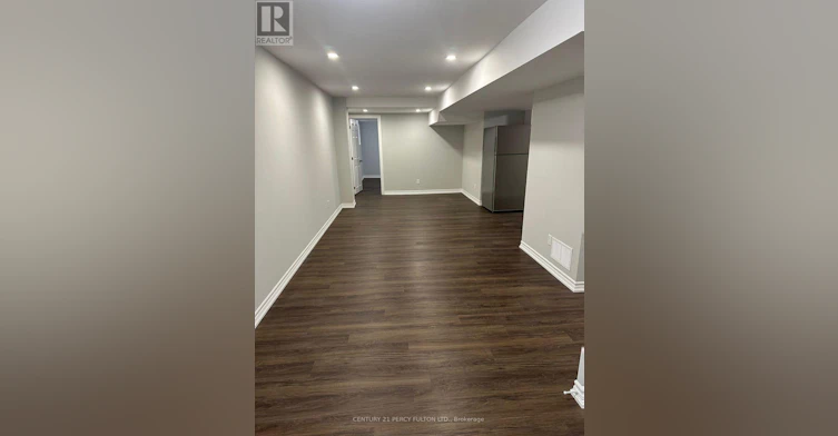 BSMT-897A Voyager Avenue, Pickering, ON, L1V 7G2 - 4
