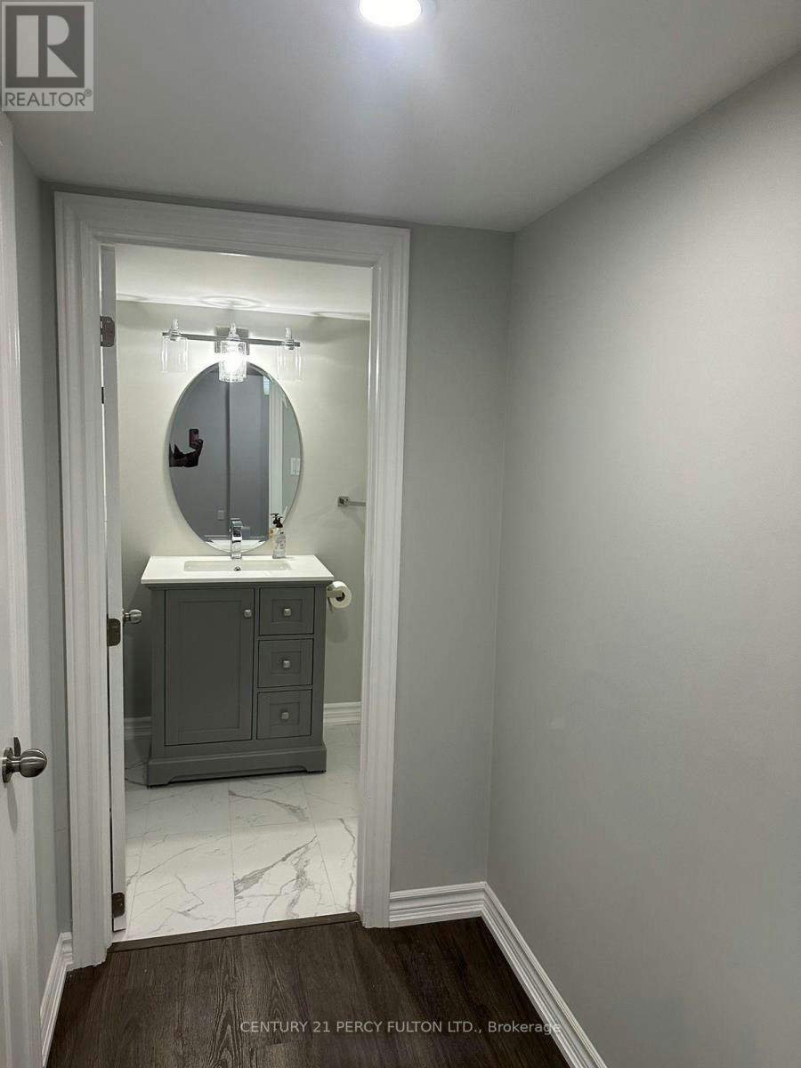 BSMT-897A Voyager Avenue, Pickering, ON, L1V 7G2 - 6