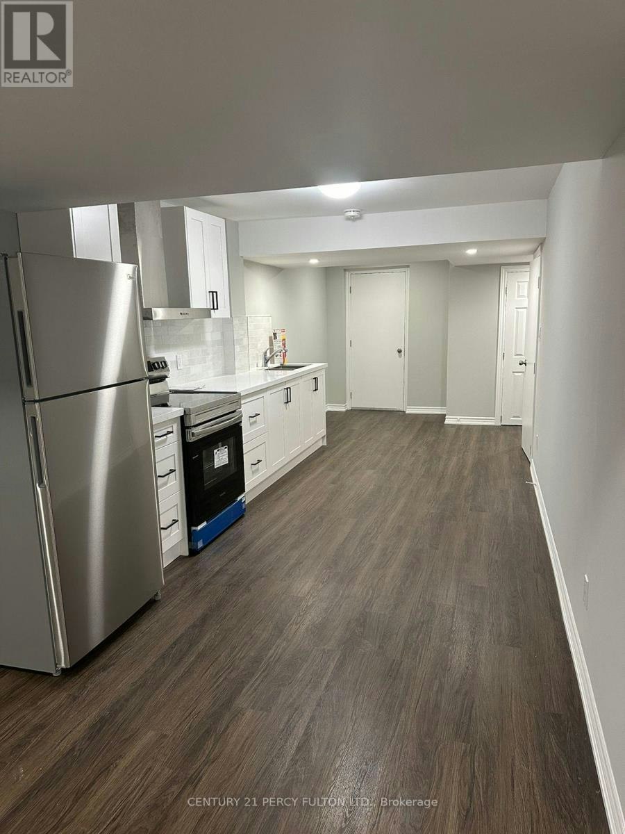 BSMT-897A Voyager Avenue, Pickering, ON, L1V 7G2 - 2